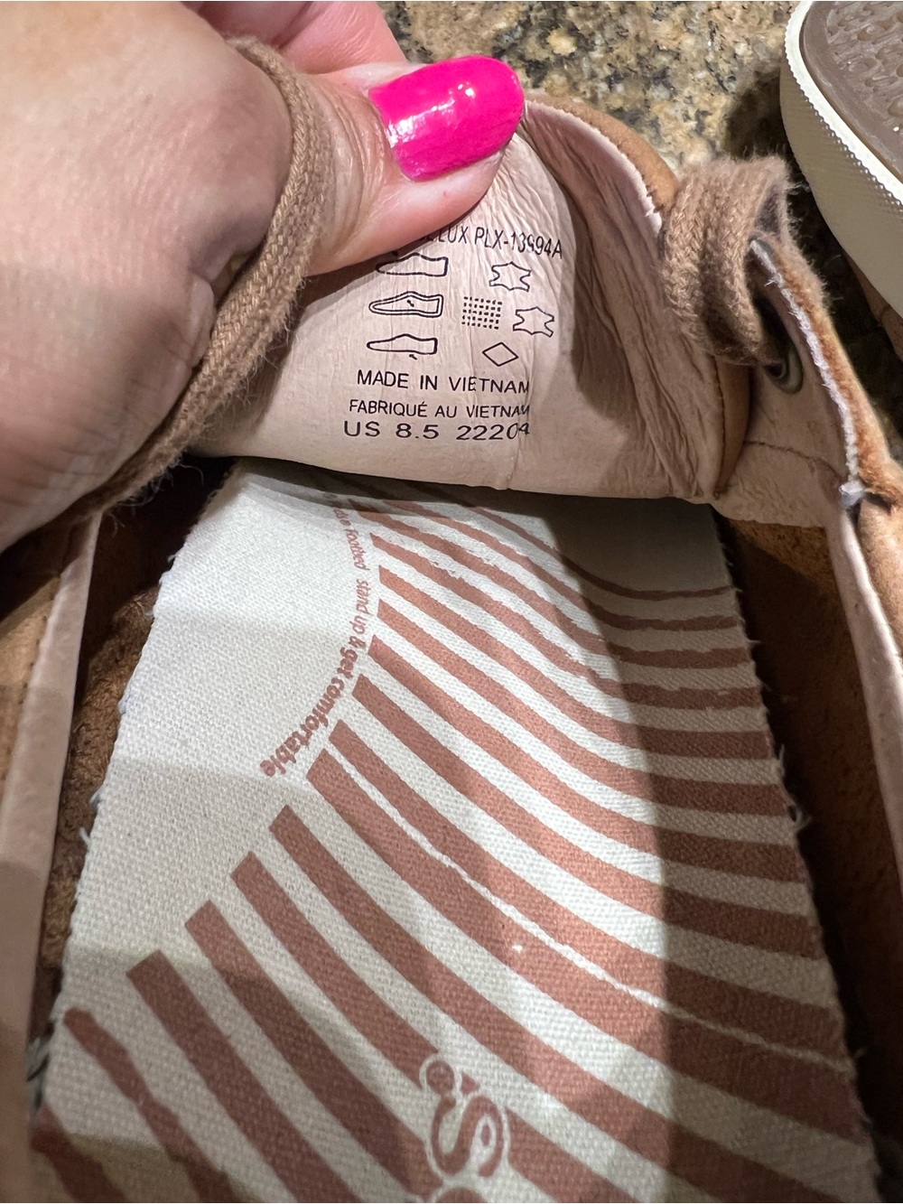 Taos women’s Brown Leather Lace-Up Sneakers - Picture 11 of 13